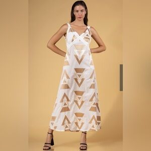 Aether coocu Elegant White and Tan Geometric Dress